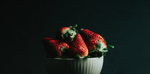 ripe-red-strawberries-in-a-white-bowl